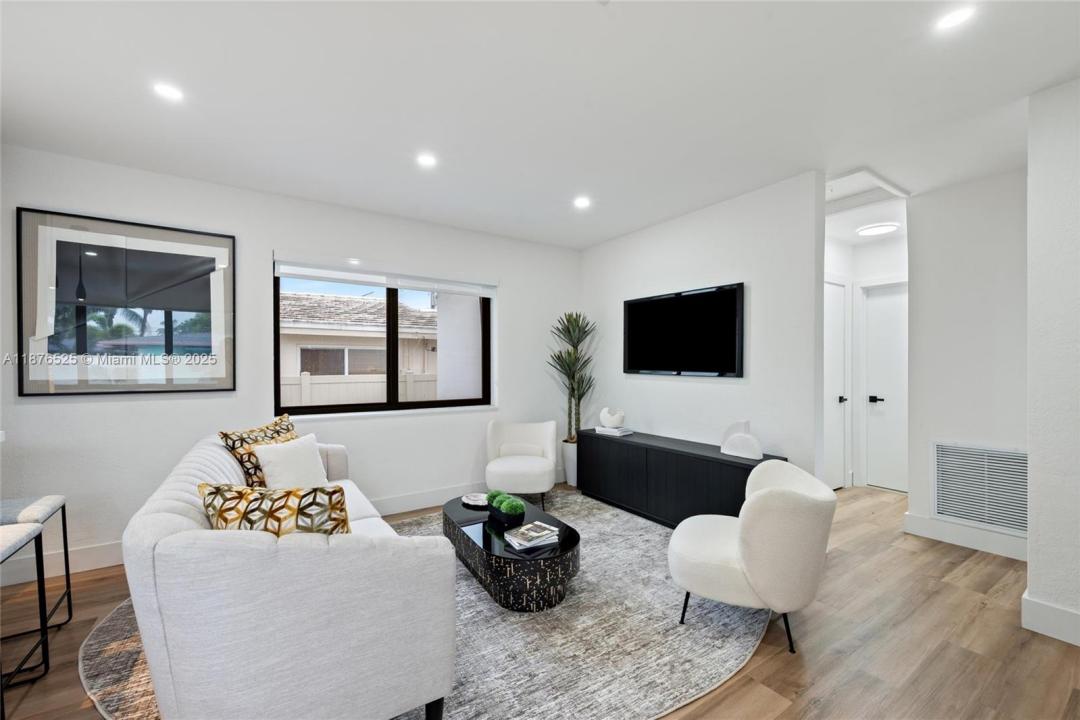 1201 N 16th Ave, Hollywood, Флорида 33020, Соединенные Штаты