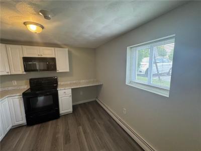 54 River Street 4, West Warwick, Род Айленд 02893, Соединенные Штаты