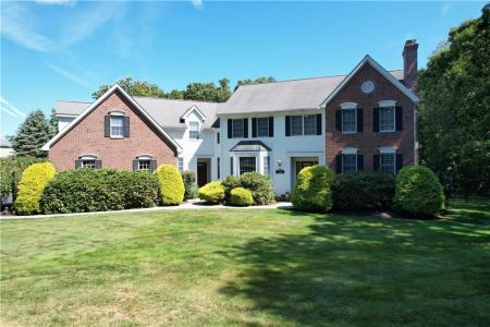 215 Finch Lane, North Kingstown, רוד איילנד 02874, ארצות הברית של אמריקה