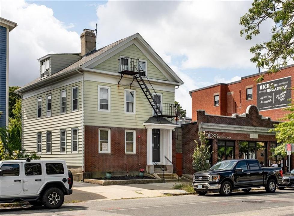 498 Broadway Avenue, Providence, Rhode Island 02909