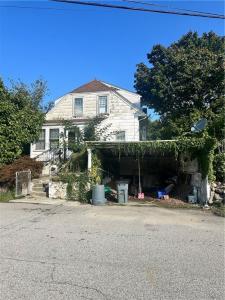 17 Archer Avenue, Johnston, Rhode Island 02919, USA