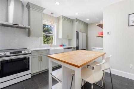 163 Bluff Avenue, Cranston, Rhode Island 02905, Estados Unidos