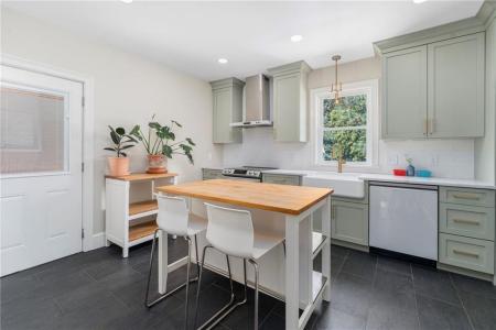163 Bluff Avenue, Cranston, Rhode Island 02905, Estados Unidos