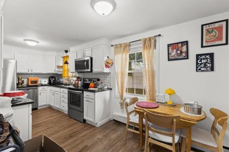 65 Hoyt Street, Warwick, Rhode Island 02886, USA
