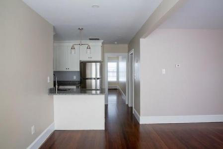 146 GROVE Street 2R, Providence, Rhode Island 02909, Estados Unidos