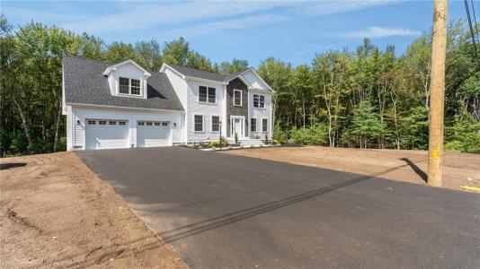 62 Orchard Avenue, Johnston, Rhode Island 02919, USA