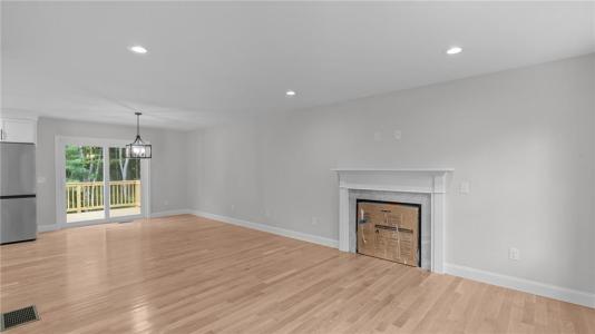 62 Orchard Avenue, Johnston, Rhode Island 02919, USA