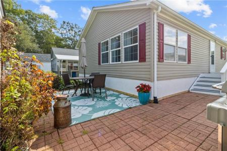 70 Blackbird Street, Tiverton, Rhode Island 02878