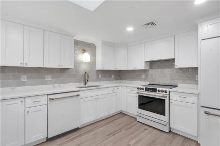 86 Sherwood Terrace, Portsmouth, Rhode Island 02871, Estados Unidos
