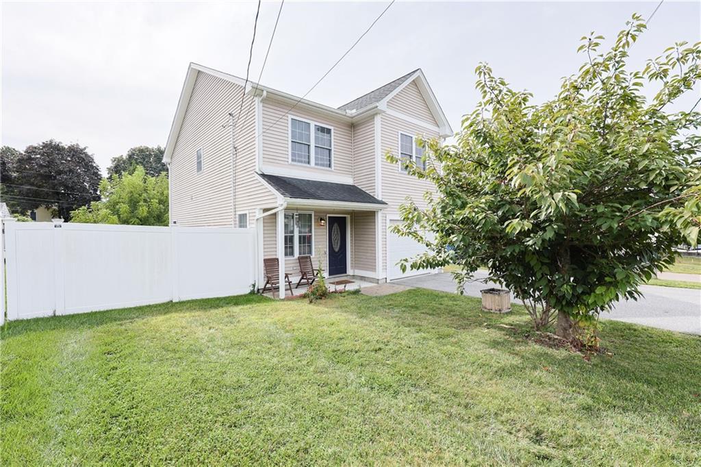 22 Grand Avenue, Cumberland, Rhode Island 02864, États-Unis