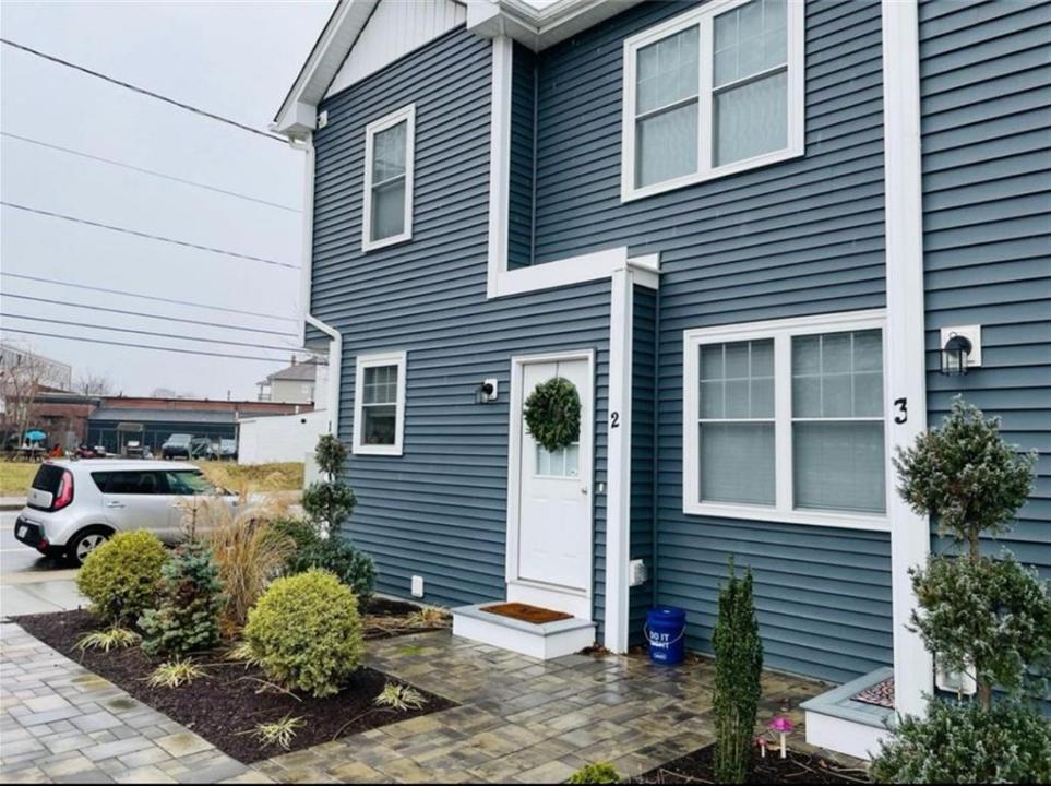 69 Washington Street 2, West Warwick, Rhode Island 02893, Estados Unidos
