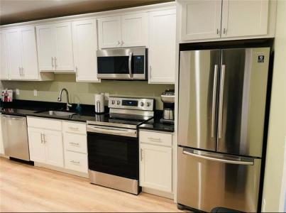 69 Washington Street 2, West Warwick, Rhode Island 02893, Estados Unidos