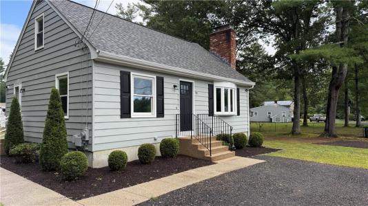 78 Vine Street, Coventry, Rhode Island 02816