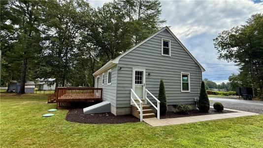 78 Vine Street, Coventry, Rhode Island 02816