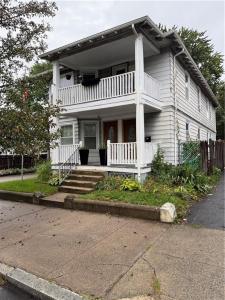 16 Brewster Street, Pawtucket, RI 02860, USA