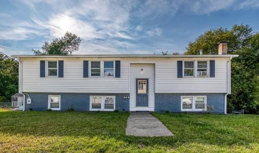127 St. Leon Avenue, Woonsocket, RI 02895, USA