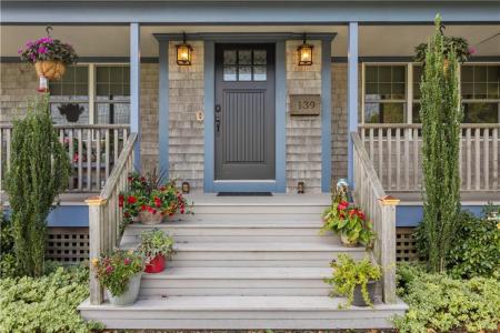 139 Durfee Road, Tiverton, Rhode Island 02878