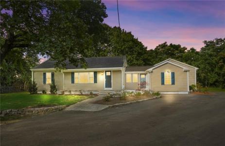 889 Centerville Road, Warwick, RI 02886, USA