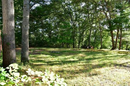 83 Mohawk Trail, West Greenwich, Rhode Island 02817