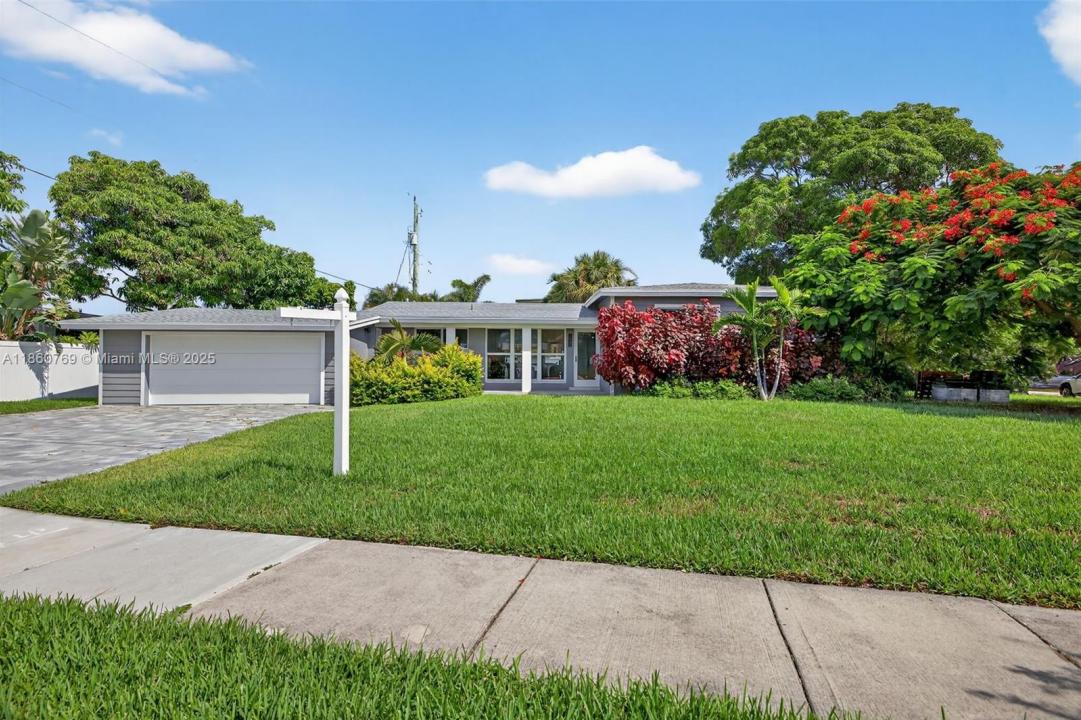 1421 SE 10th St, Deerfield Beach, Florida 33441