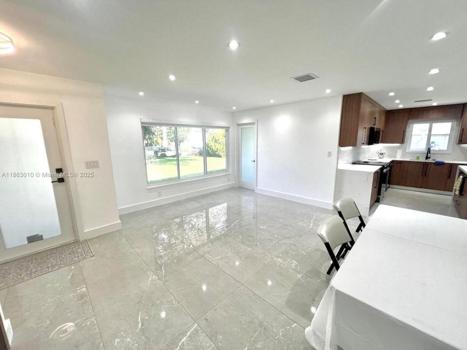 1590 SW 139th Ave, Davie, Florida 33325, USA