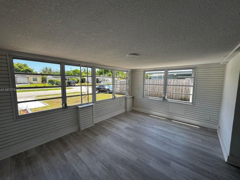 5373 NE 3rd Ter, Oakland Park, 플로리다 33334, 미국