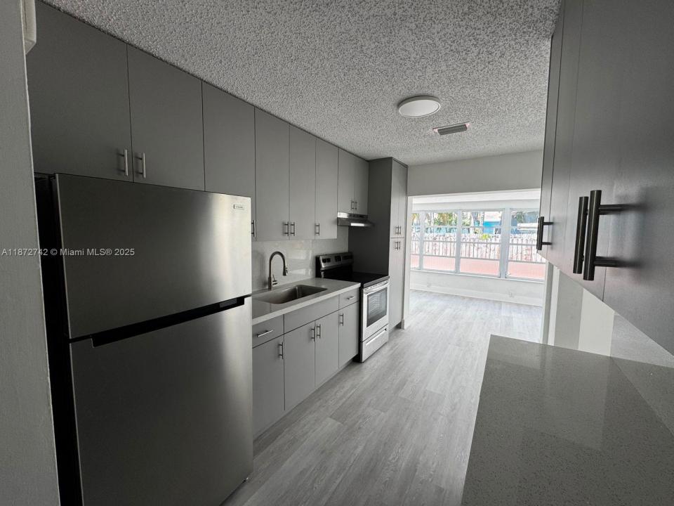 5373 NE 3rd Ter, Oakland Park, 플로리다 33334, 미국