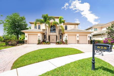 625 Glenfield Way, Royal Palm Beach, Florida 33411
