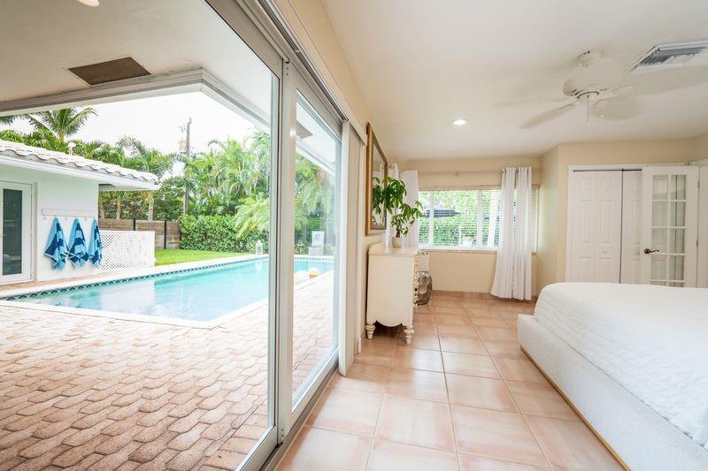 242 Algiers Ave, Lauderdale By The Sea, Florida 33308