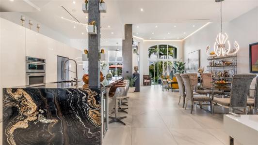 21205 NE 38th Ave 66, The Courtyards, Aventura, Florida 33180