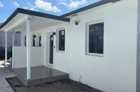 1013 NW 1st Ave, Hallandale Beach, Florida 33009, USA