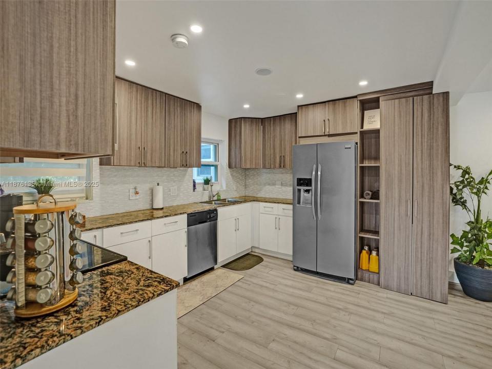 3291 SW 44th St, Dania Beach, Florida 33312