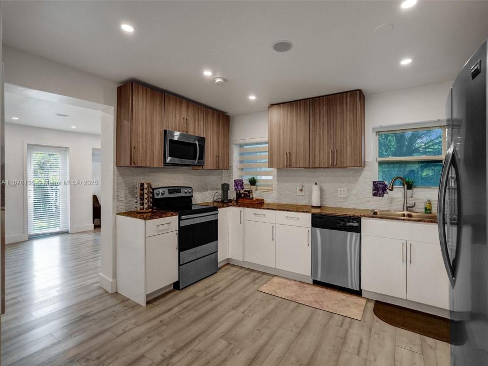 3291 SW 44th St, Dania Beach, Florida 33312