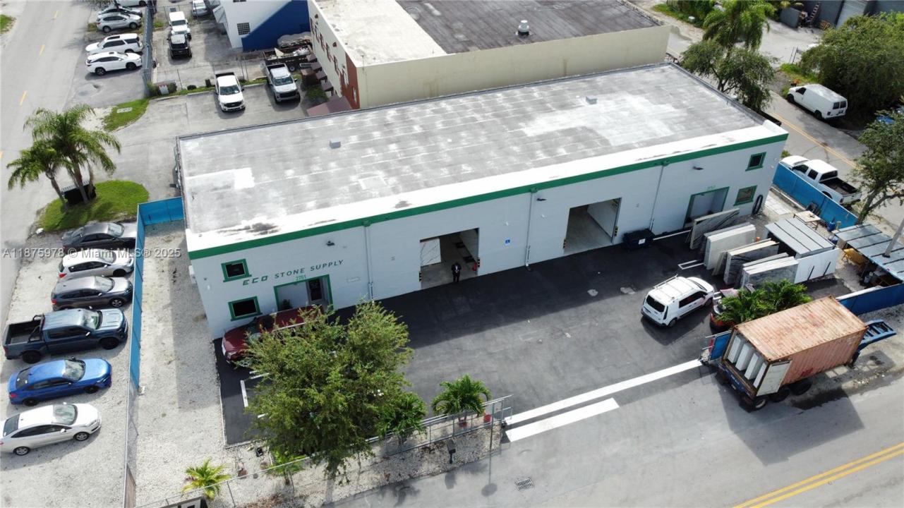 2757 W 77th Pl, Hialeah, Florida 33016, HOA KỲ