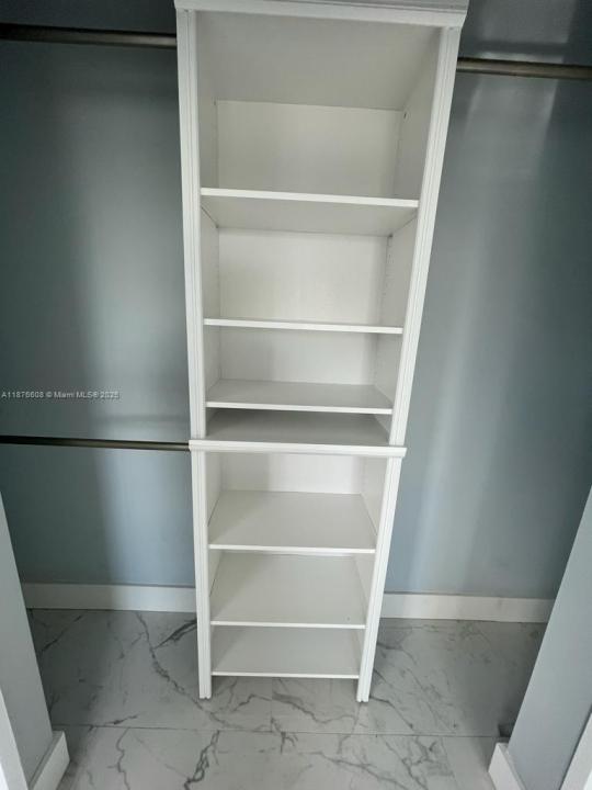 47 NW 47th Ave 10, Miami, Florida 33126