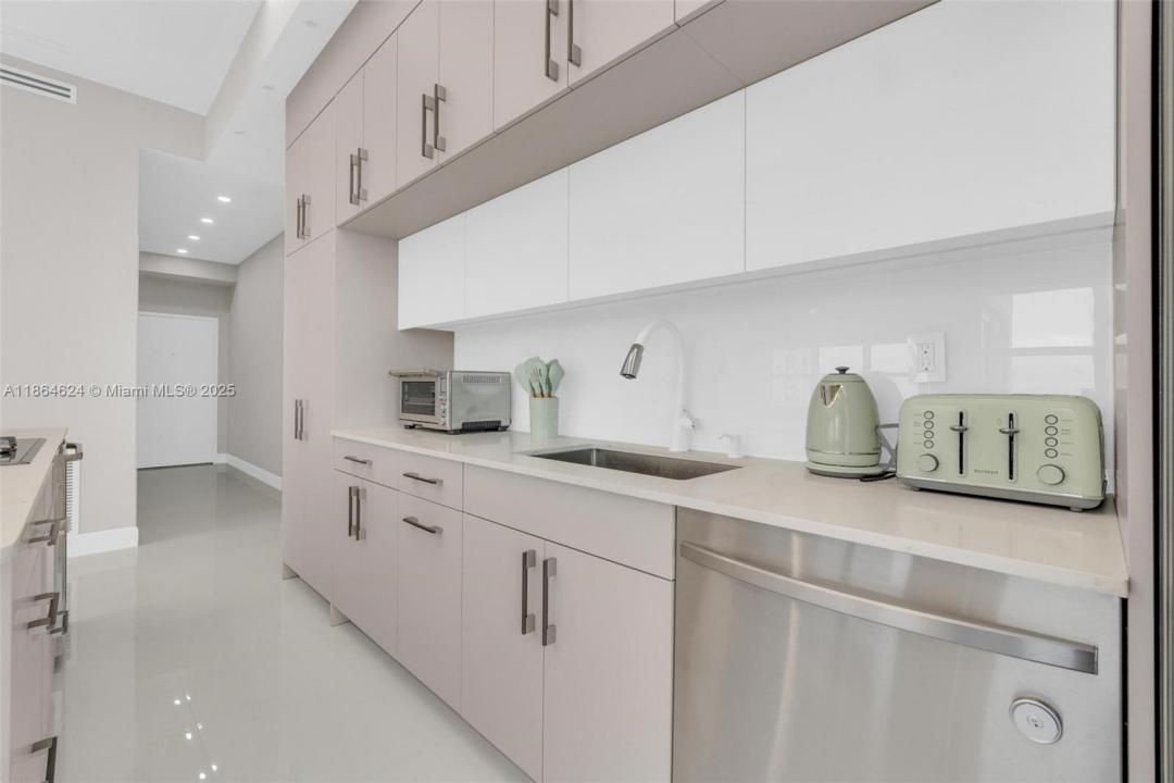 18011 Biscayne Blvd PH04, Aventura, فلوريدا 33160, الولايات المتحدة