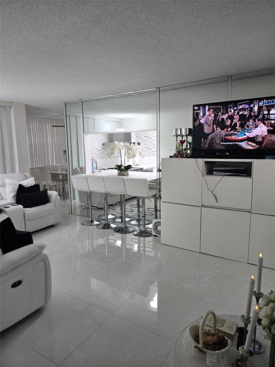 9410 Live Oak Pl 103, Davie, 佛羅里達州 33324, 美國