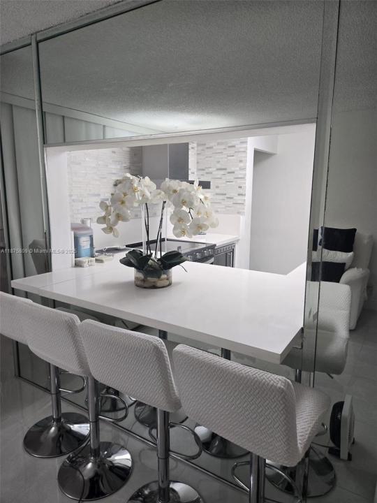9410 Live Oak Pl 103, Davie, 佛羅里達州 33324, 美國