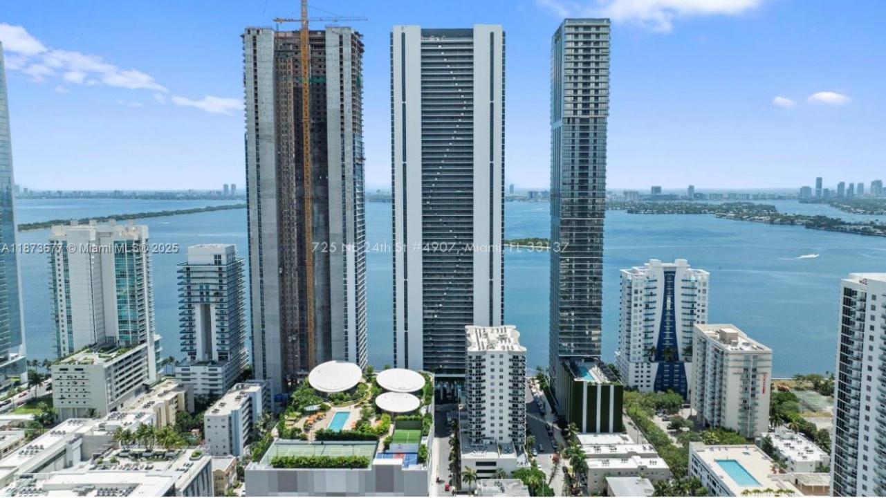 700 NE 24 4907, Miami, Floride 33137, États-Unis