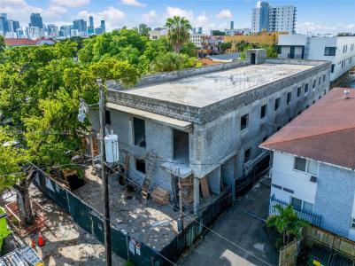 1254 SW 2nd St, Miami, Florida 33135, USA