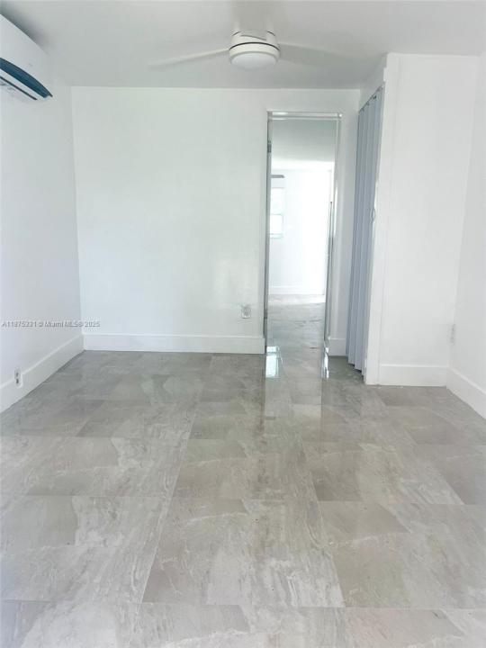 116 Edmund Rd 2, West Park, 佛罗里达州 33023, 美国