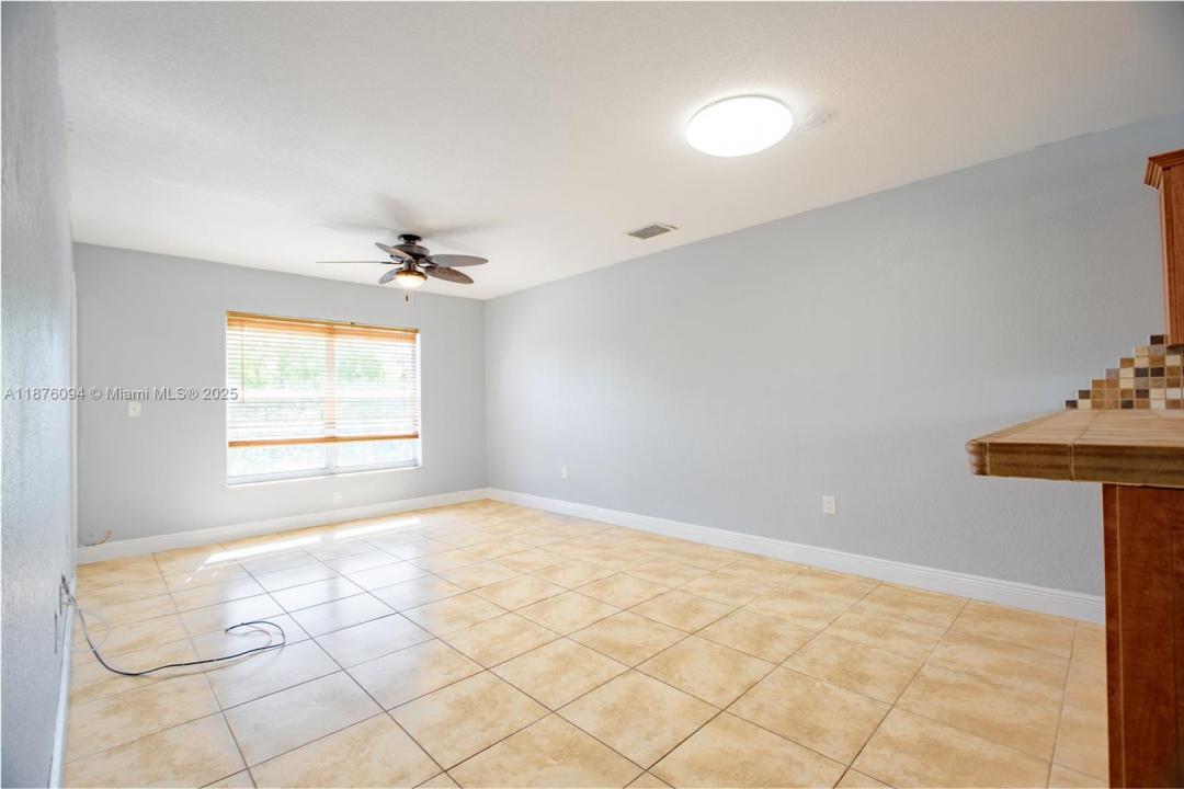 120 Royal Palm Rd 315, Hialeah Gardens, Florida 33016, HOA KỲ