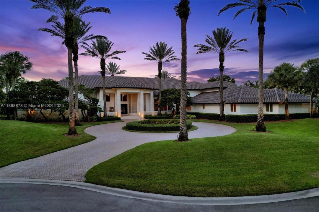 2950 Surrey Lane, Weston, Florida 33331