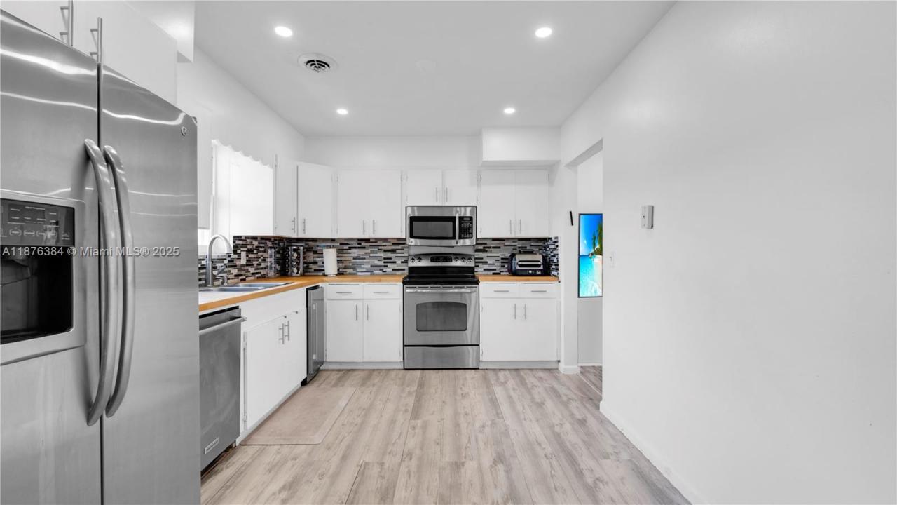 3349 W Park Rd, Hollywood, Florida 33021, USA