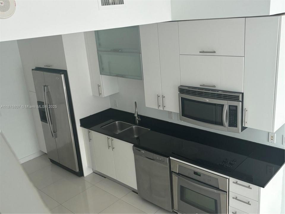 60 SW 13th St 4010, Miami, Florida 33130, Stati Uniti