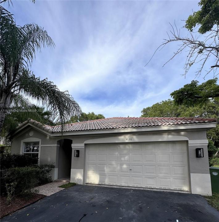 4136 Pine Ridge Ln, Weston, Florida 33331