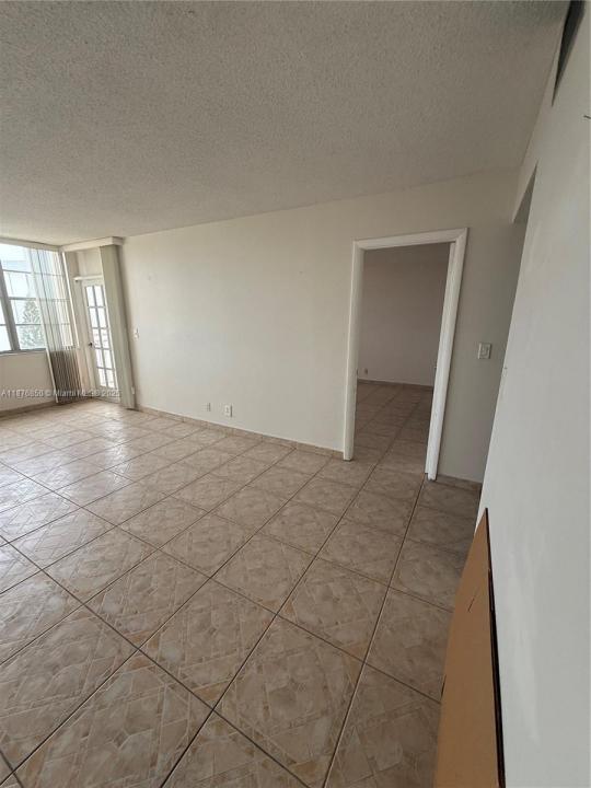 2025 NE 164th St 806, North Miami Beach, Flórida 33162, Estados Unidos
