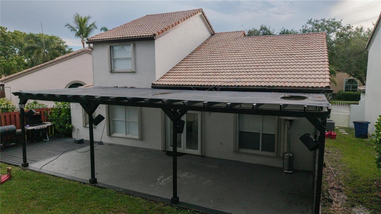 2523 Bogota Ave, Cooper City, Florida 33026