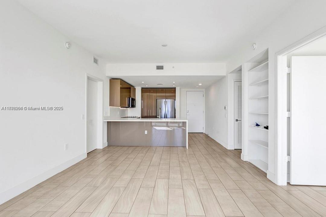 2000 Metropica Way 907, Sunrise, Floride 33323, États-Unis