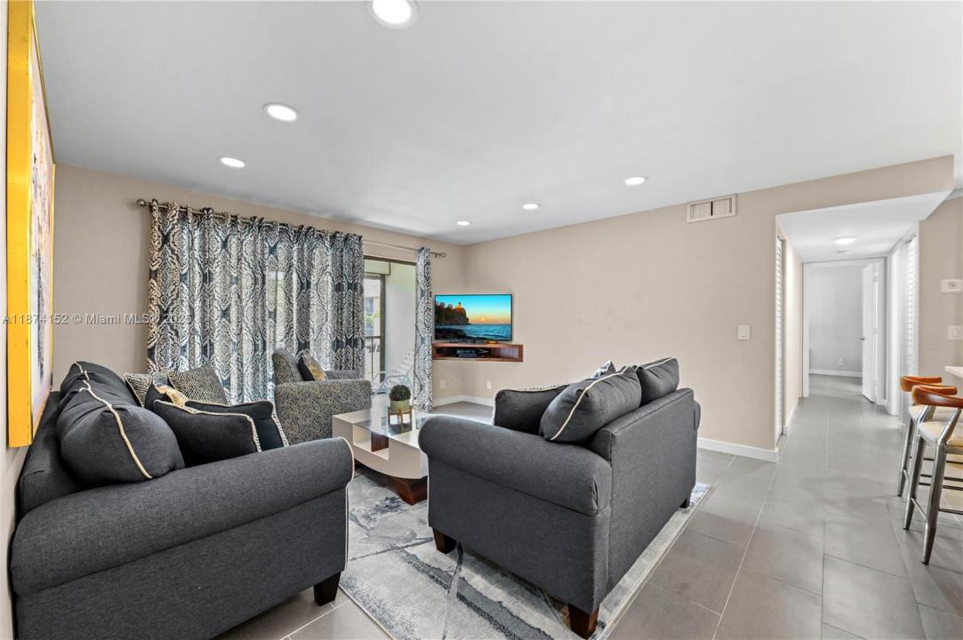 812 Sky Pine Way C2, Green Acres, 플로리다 33415, 미국
